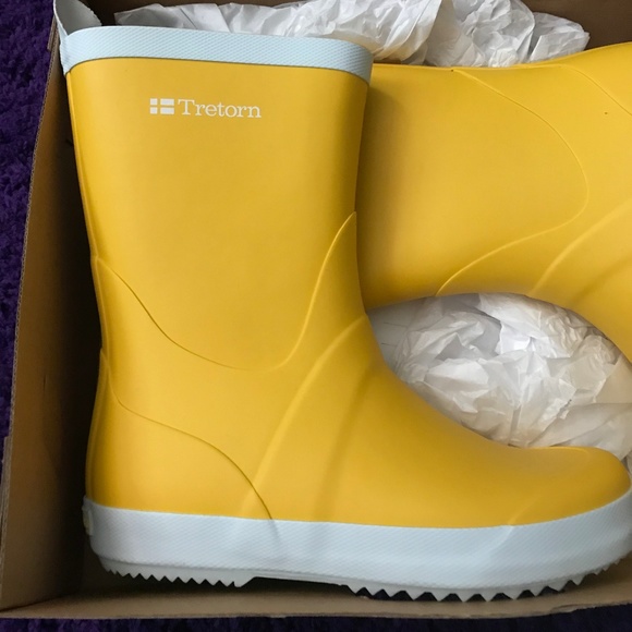 tretorn yellow rain boots